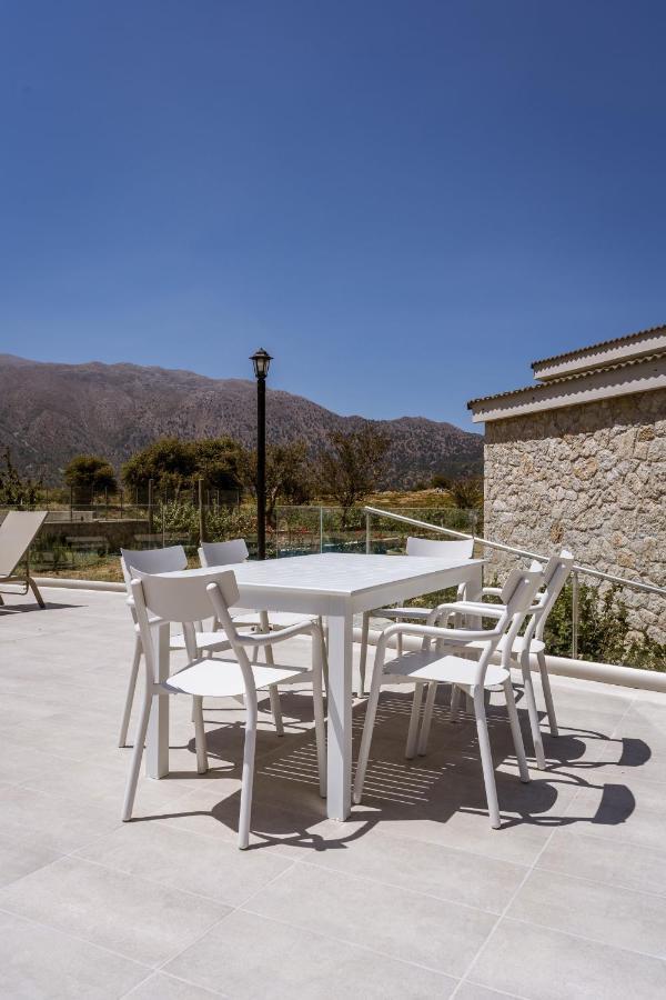Omalos Village المظهر الخارجي الصورة
