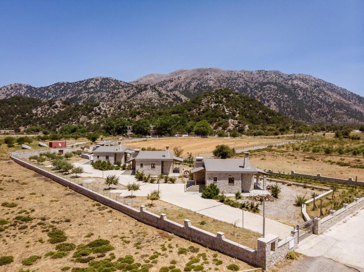 Omalos Village المظهر الخارجي الصورة